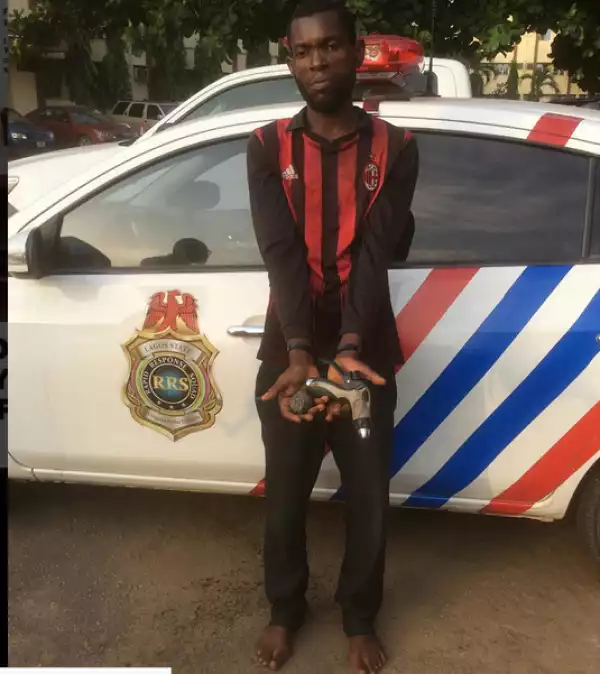 See Full Photo of Man Arrested After Failed Attempt To Hijack Uber Taxi In Lagos